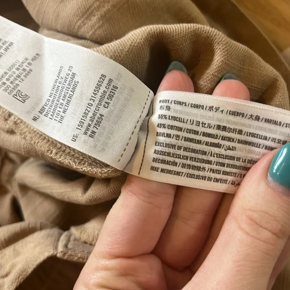 NWT Abercrombie & Fitch Tank Khaki Short Sleeve Jumpsuit Sz L - Picture 6 of 7